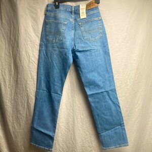Signature Levi Strauss athletic blue jeans, brand new